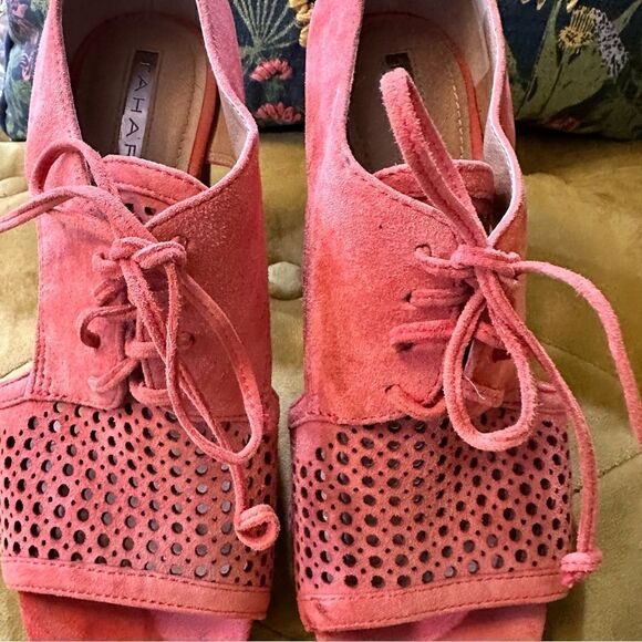 Tahari Pink Megyn Leather Open Toe Leather Heels Size 8 - Picture 5 of 10